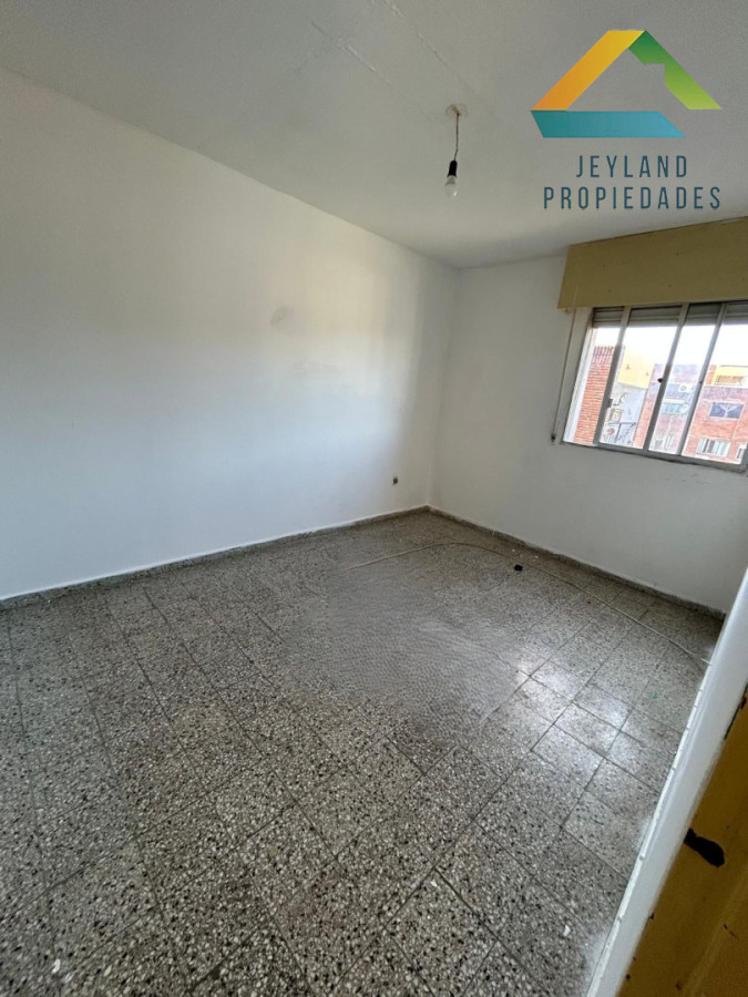 Apartamento ID.567 - SE ALQUILA APTO 3 DORMITORIOS COMPLEJO B 75