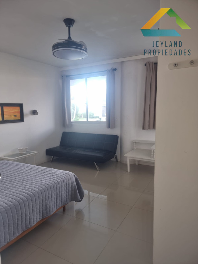 Apartamento ID.449 - SE ALQUILA INVERNAL MONOAMBIENTE EN EDIFICIO EL GRILLO