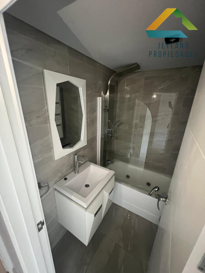 Apartamento ID.369 -  ALQUILER - APARTAMENTO FRENTE AL MAR