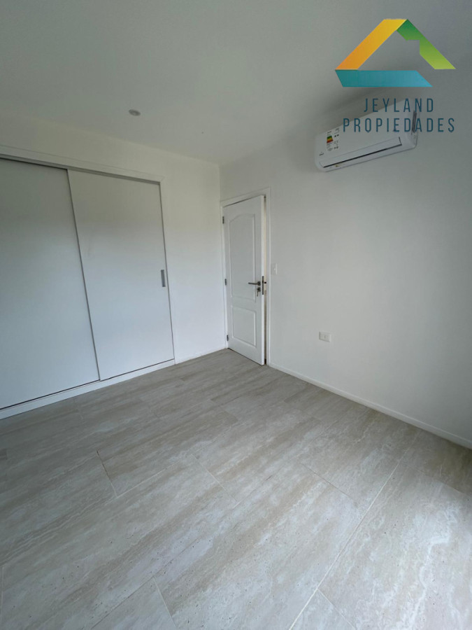 Apartamento ID.494 - SE VENDE APTO 2 DORMITORIOS EDIFICIO LA FORET