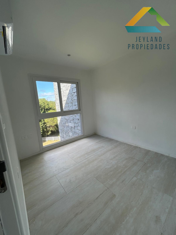 Apartamento ID.494 - SE VENDE APTO 2 DORMITORIOS EDIFICIO LA FORET