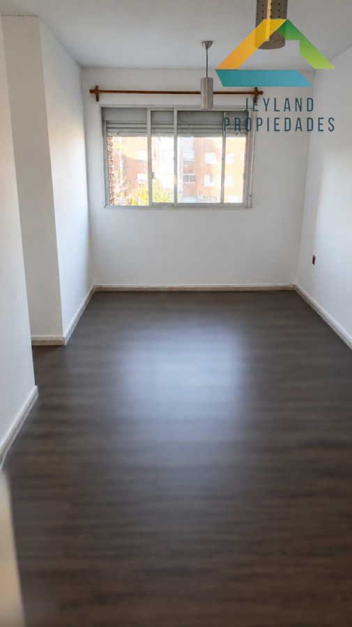 Apartamento ID.567 - SE ALQUILA APTO 3 DORMITORIOS COMPLEJO B 75