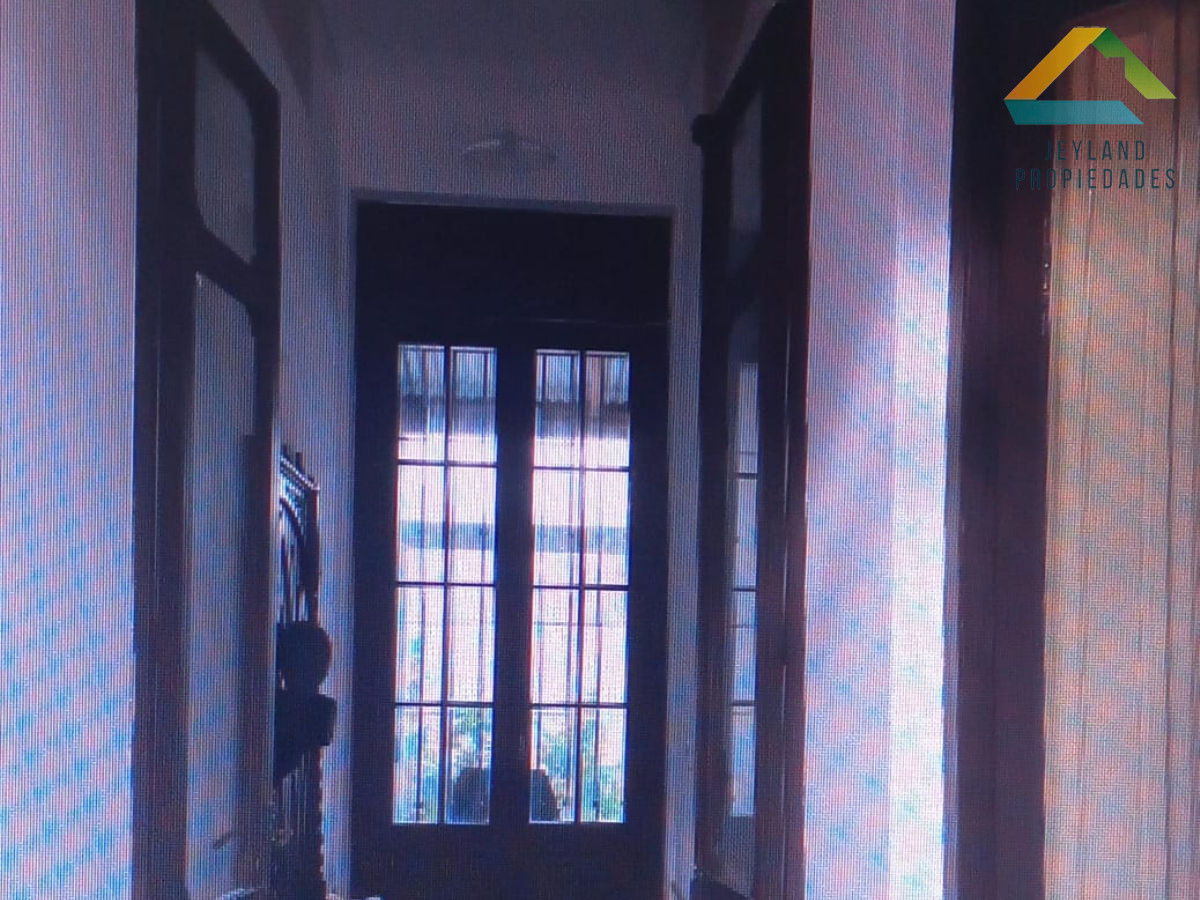 Apartamento ID.100 - SE VENDE CASA  CON 2 DORMITORIOS EN CENTRO DE SAN CARLOS 