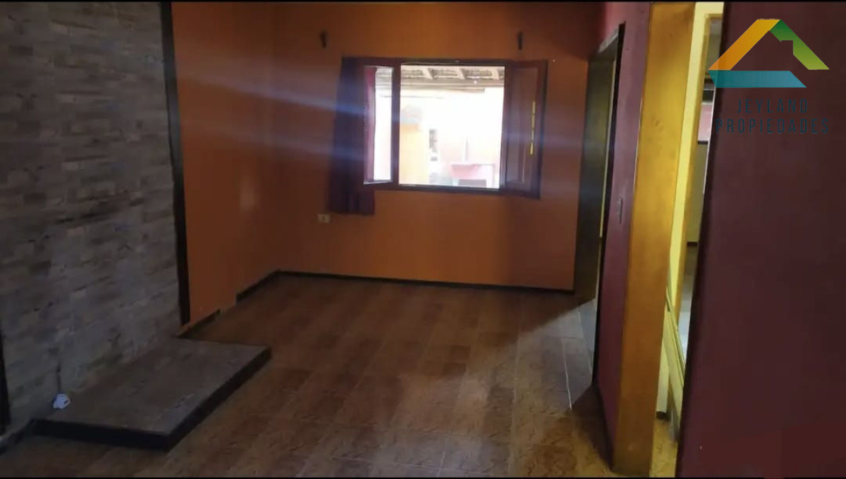 Apartamento ID.101 - SE VENDE VIVIENDA  DUPLEX 3 DORMITORIOS EN SAN CARLOS 