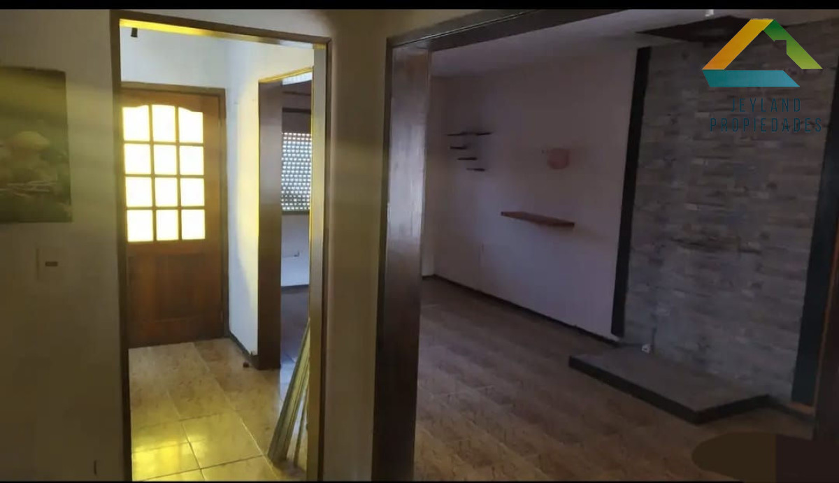 Apartamento ID.101 - SE VENDE VIVIENDA  DUPLEX 3 DORMITORIOS EN SAN CARLOS 