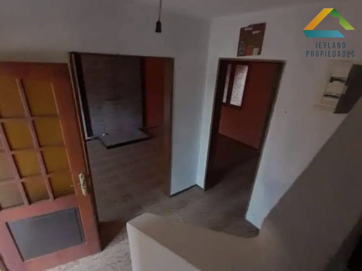 Apartamento ID.101 - SE VENDE VIVIENDA  DUPLEX 3 DORMITORIOS EN SAN CARLOS 