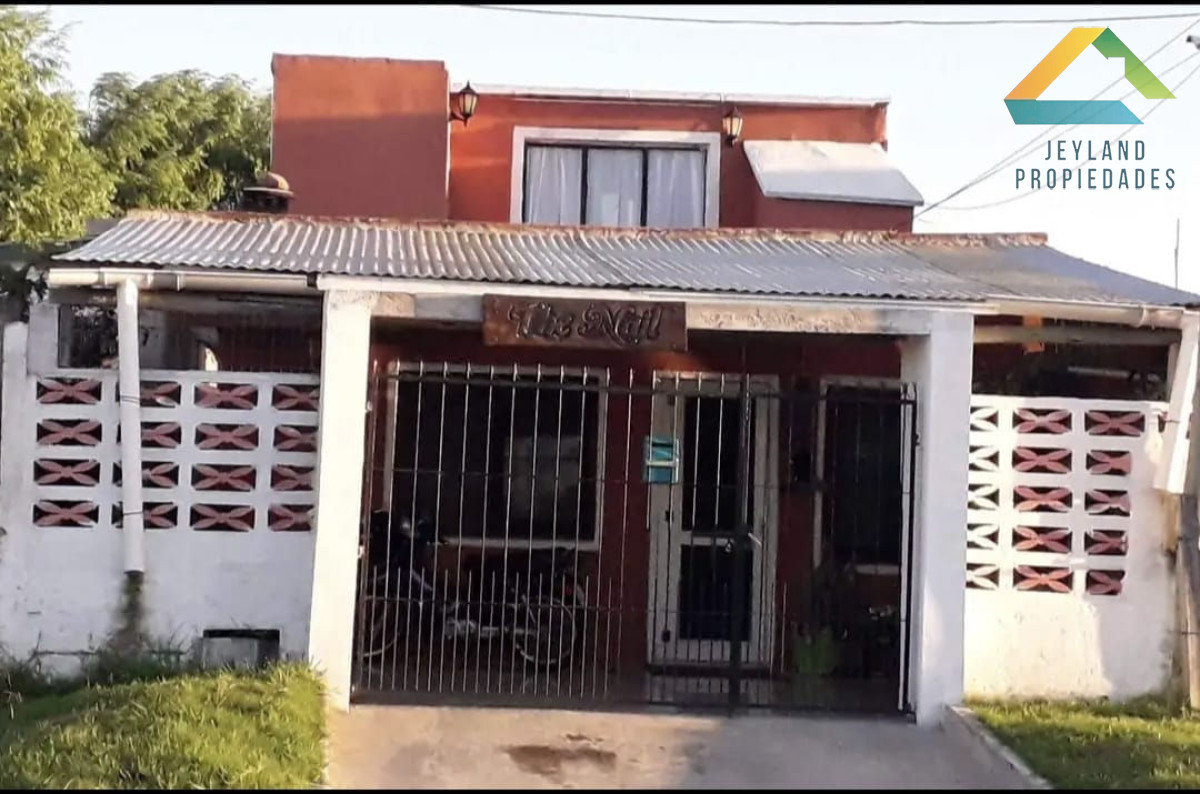 Apartamento ID.102 - SE VENDE CASA DUPLEX CON 3 DORMITORIOS EN MALDONADO NUEVO  