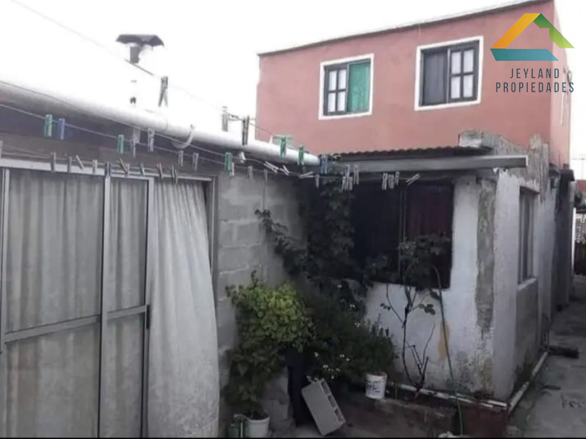 Apartamento ID.102 - SE VENDE CASA DUPLEX CON 3 DORMITORIOS EN MALDONADO NUEVO  