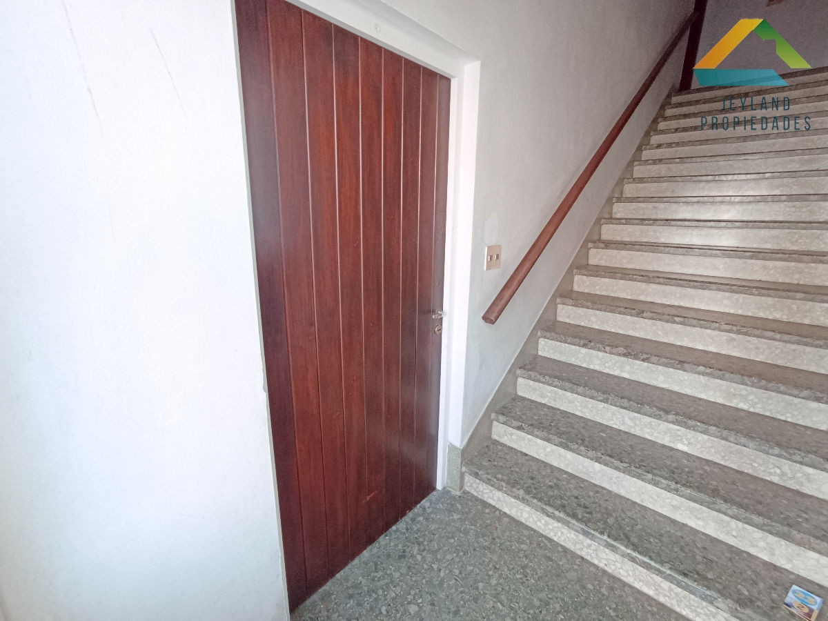 Apartamento ID.45 - SE VENDE APARTAMERTO 1 DORM AMPLIO CENTRO DE MALDONADO