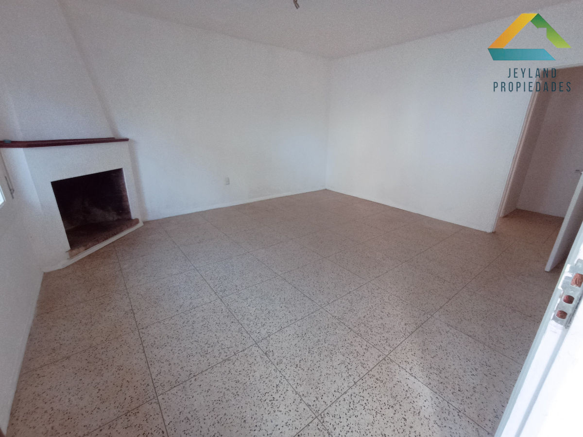 Apartamento ID.45 - SE VENDE APARTAMERTO 1 DORM AMPLIO CENTRO DE MALDONADO