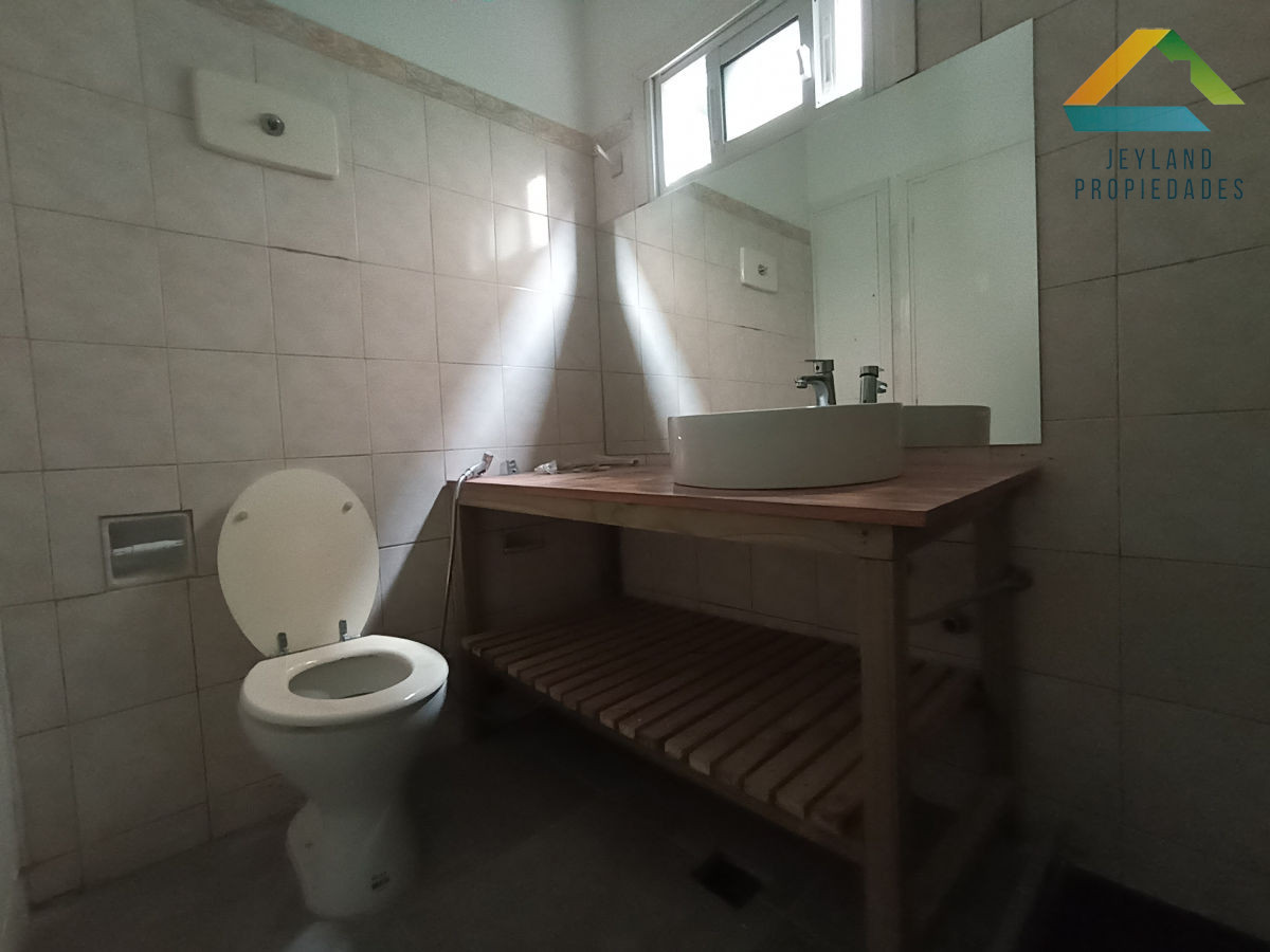 Apartamento ID.45 - SE VENDE APARTAMERTO 1 DORM AMPLIO CENTRO DE MALDONADO