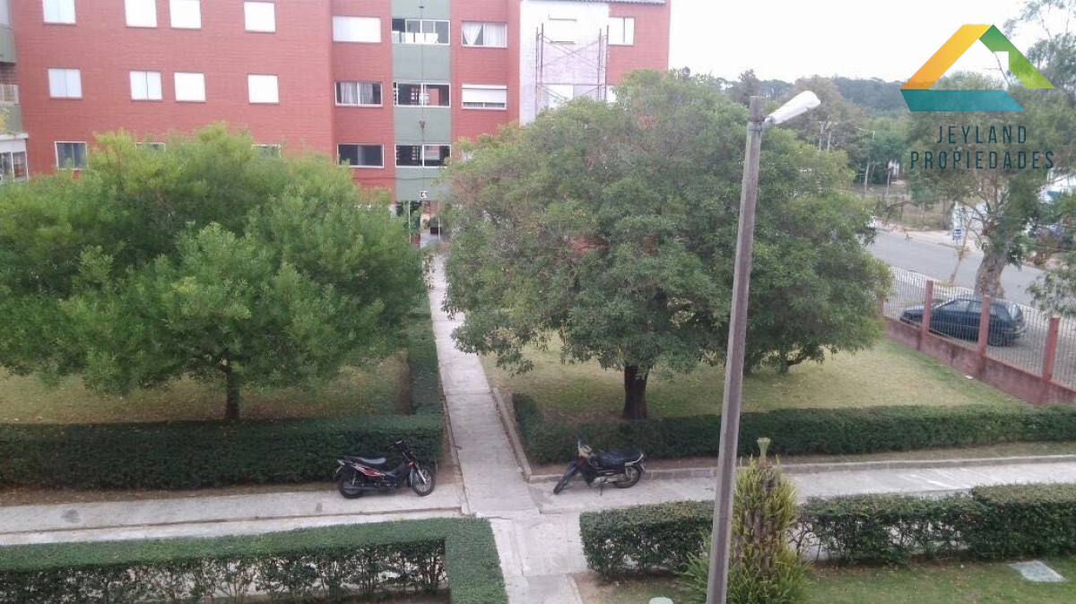 Apartamento ID.55 - SE VENDE APARTAMENTO 3 DORM COMPLEJO B9 MALDONADO