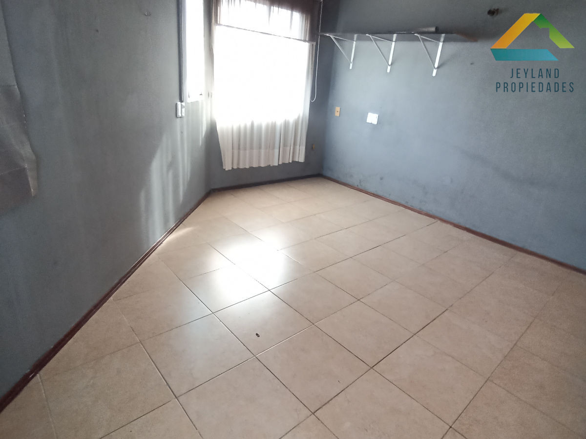 Apartamento ID.61 - SE VENDE LOCAL COMERCIAL Y APTO CENTRO DE MALDONADO