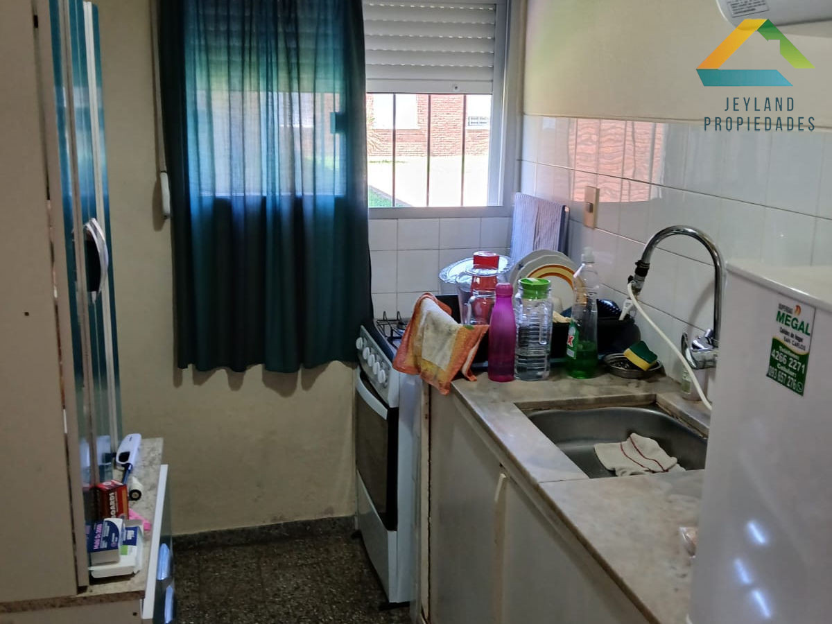 Apartamento ID.74 - SE VENDE APARTAMENTO 1 DORM  EN COMPLEJO B30 SAN CARLOS