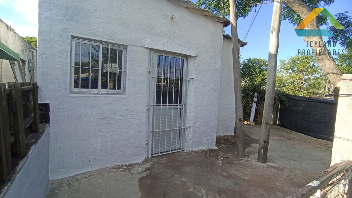 Apartamento ID.430 - SE ALQUILA MONOAMBIENTE EN BARRIO SCALONE