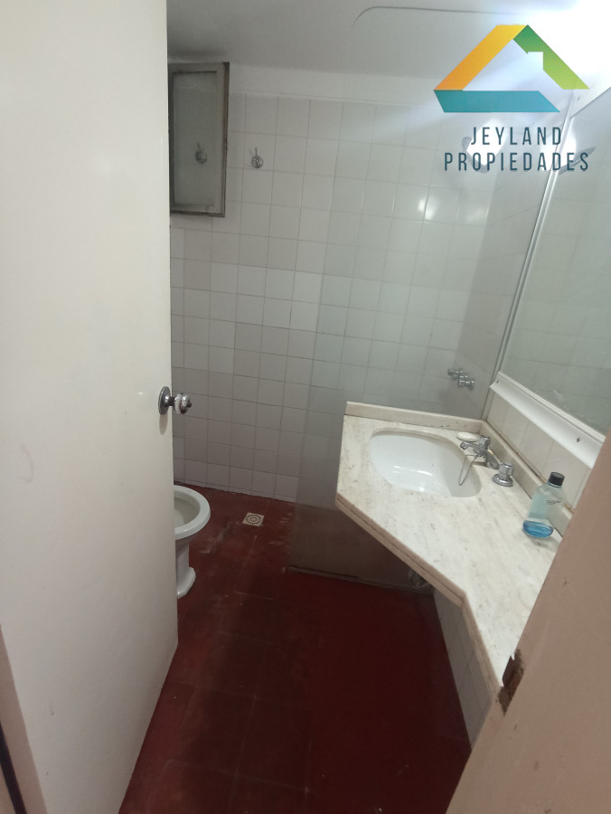 Apartamento ID.69 - SE ALQUILA APTO 2 DORMITORIOS EN COMPLEJO B8 C/ GARANTIAS