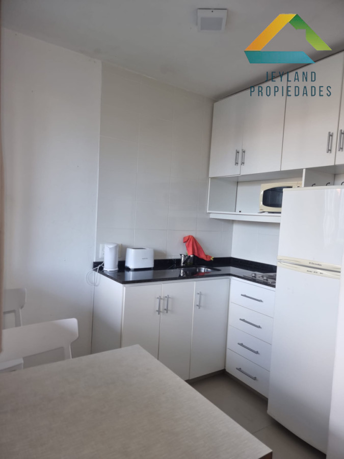 Apartamento ID.449 - SE ALQUILA INVERNAL MONOAMBIENTE EN EDIFICIO EL GRILLO