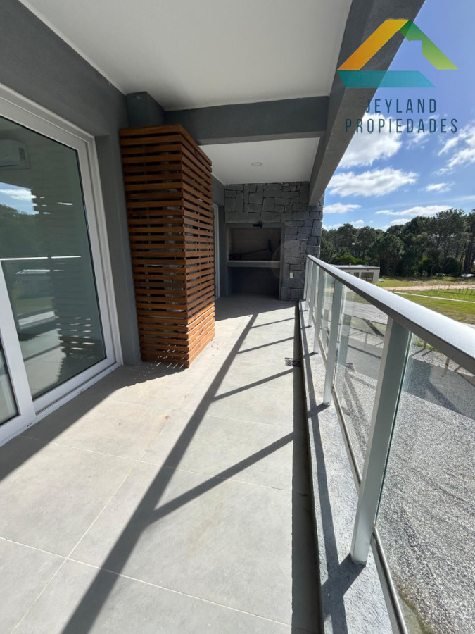 Apartamento ID.494 - SE VENDE APTO 2 DORMITORIOS EDIFICIO LA FORET
