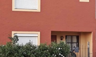 SE VENDE VIVIENDA  DUPLEX 3 DORMITORIOS EN SAN CARLOS