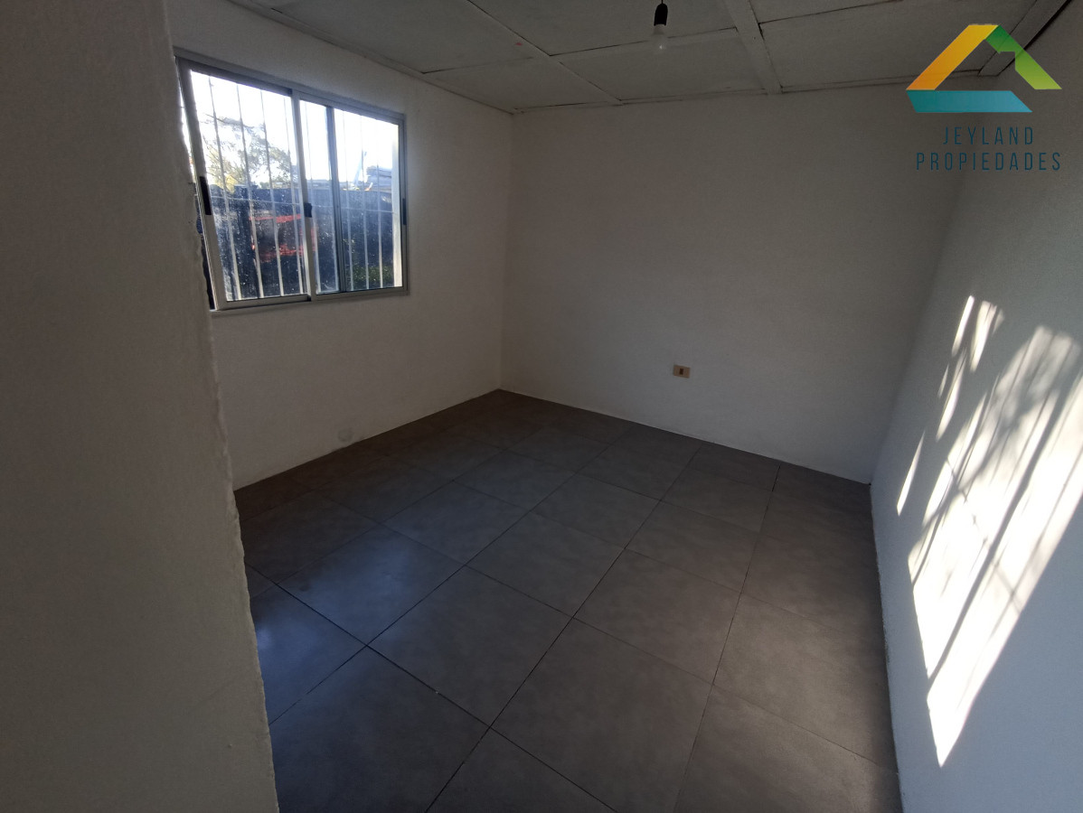 Casa ID.124 - SE ALQUILA CASA 3 DORM EN BARRIO LA CANDELARIA