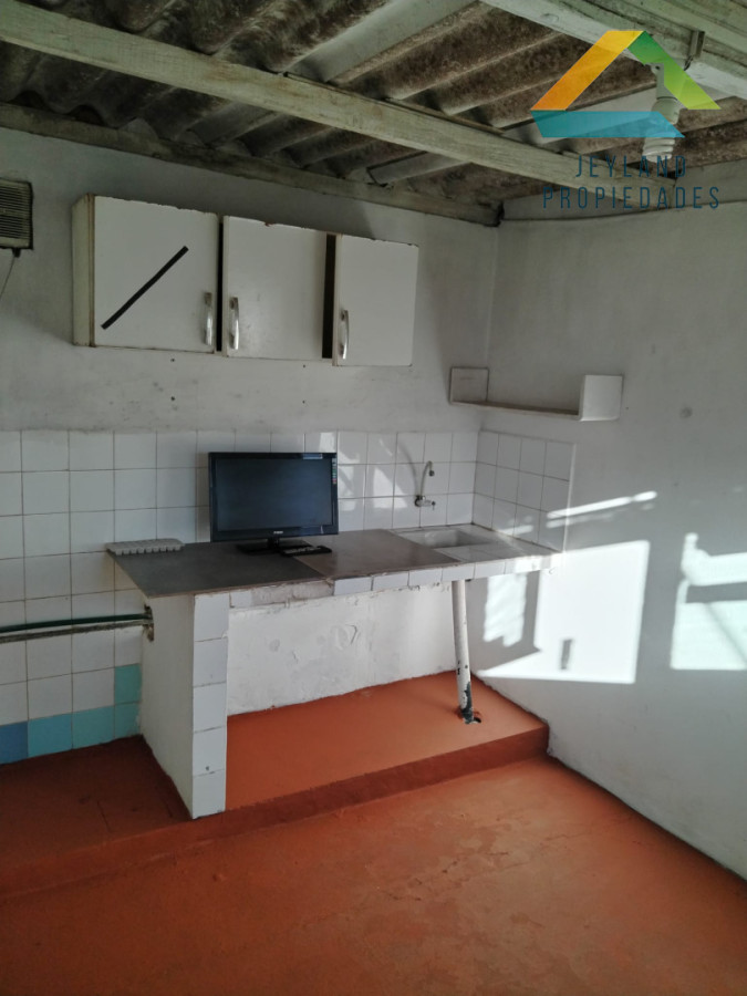 Casa ID.249 - SE VENDE CASA EN BARRIO RIVERA MAS 2 APTOS 