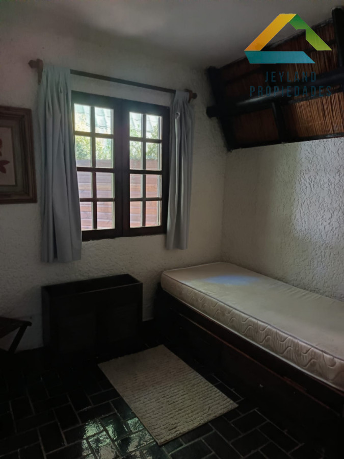Casa ID.534 - SE ALQUILA CASA DE 3 DORMITORIOS CANTEGRIL 
