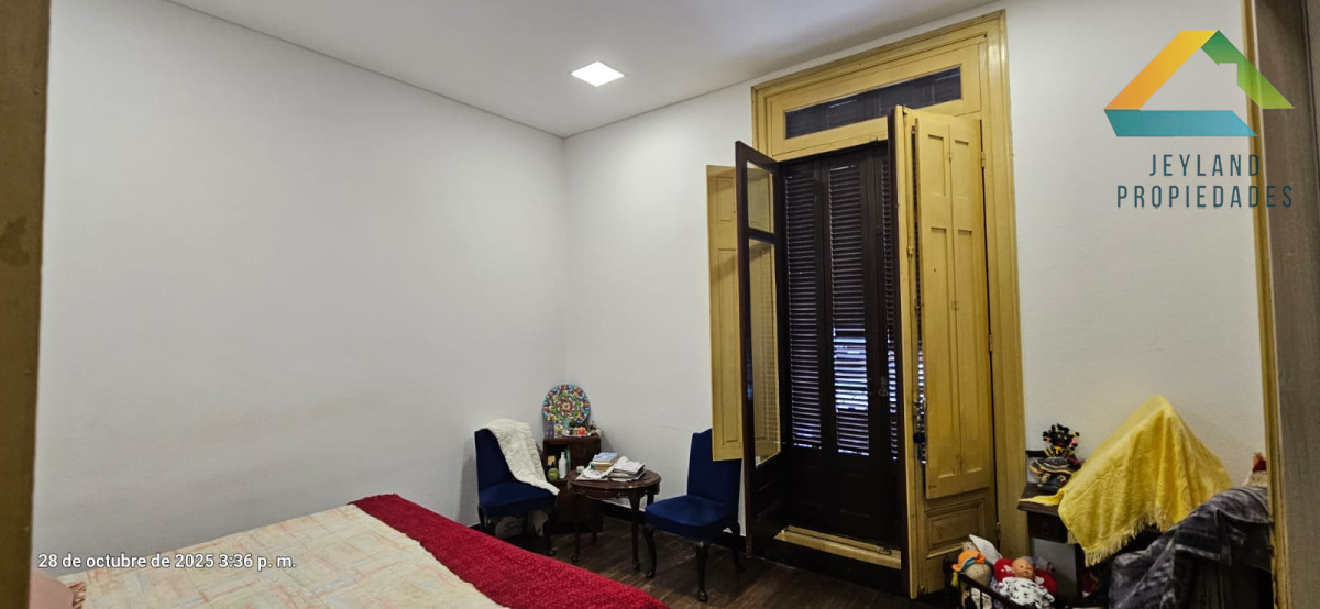 Casa ID.203 - SE ALQUILA CASA EN SAN CARLOS CON  LOCAL COMERCIAL 