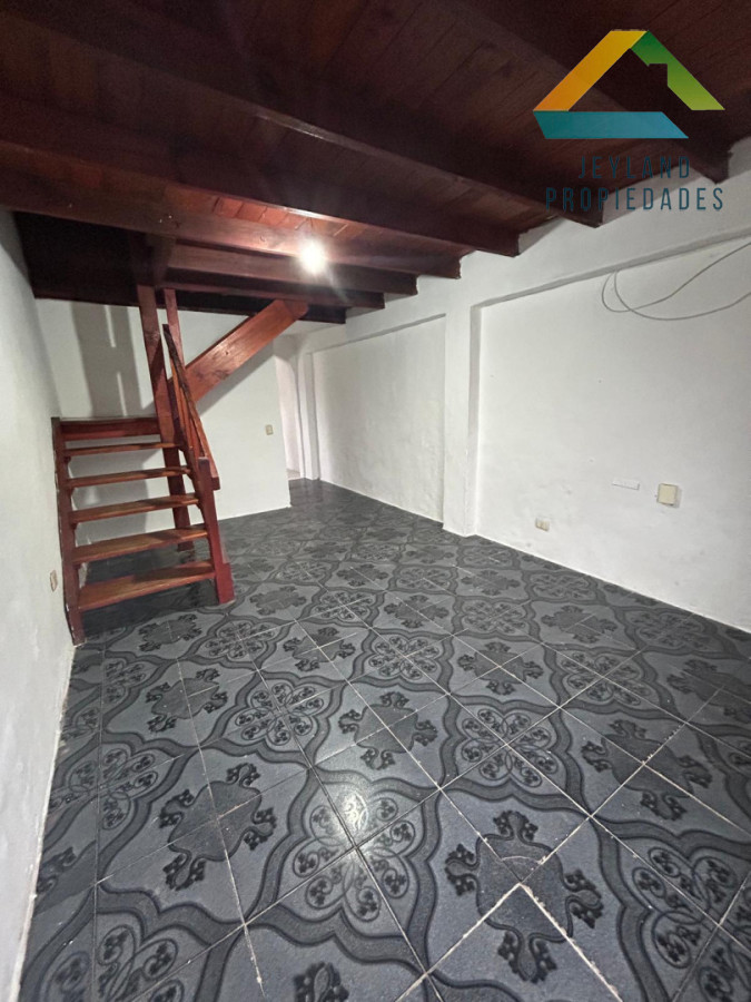 Casa ID.551 -  SE ALQUILA CASA DE 2 DORMITORIOS 