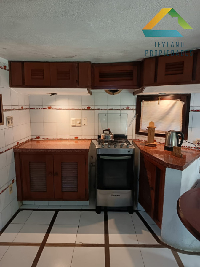 Casa ID.534 - SE ALQUILA CASA DE 3 DORMITORIOS CANTEGRIL 