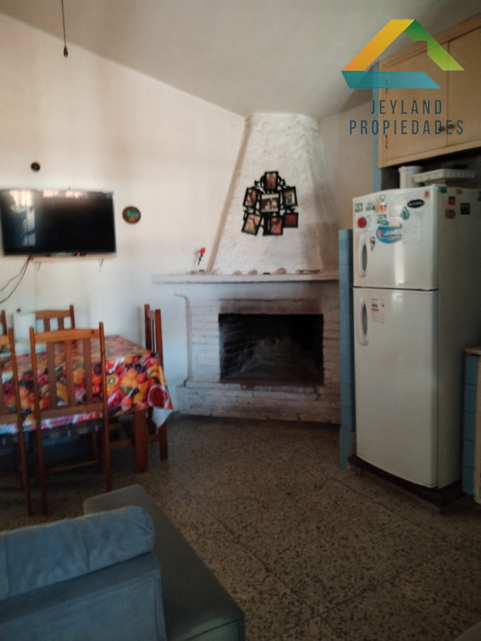 Casa ID.249 - SE VENDE CASA EN BARRIO RIVERA MAS 2 APTOS 