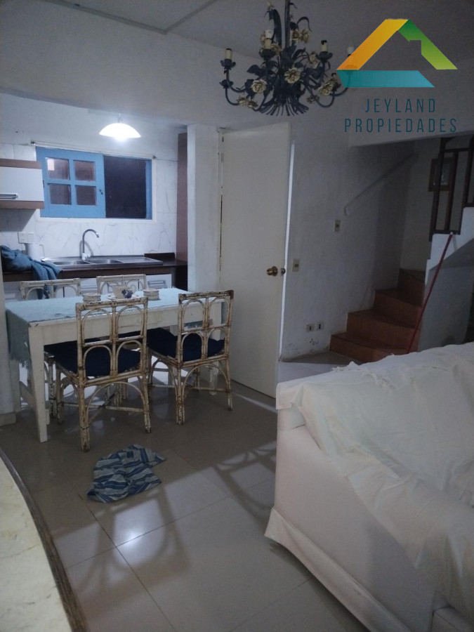 Casa ID.179 - SE ALQUILA CASA DE DOS PLANTAS EN BALNEARIO BUENOS AIRES 