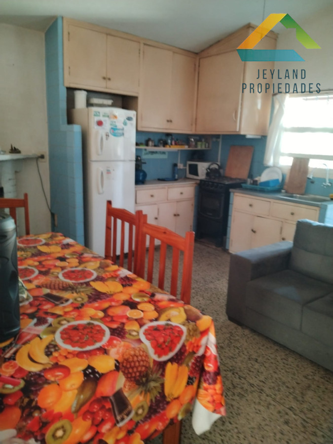 Casa ID.249 - SE VENDE CASA EN BARRIO RIVERA MAS 2 APTOS 