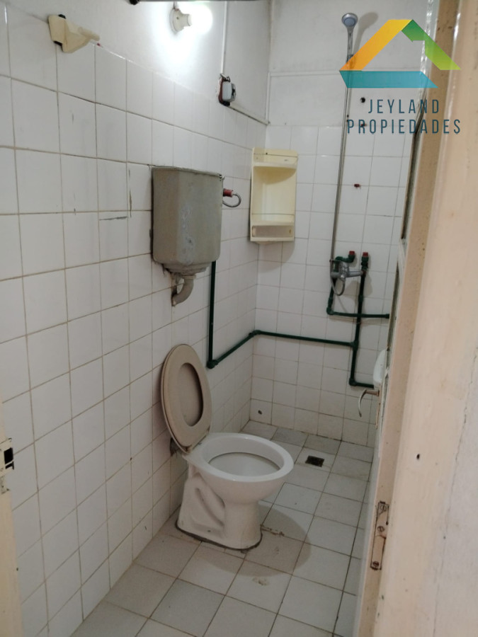 Casa ID.249 - SE VENDE CASA EN BARRIO RIVERA MAS 2 APTOS 