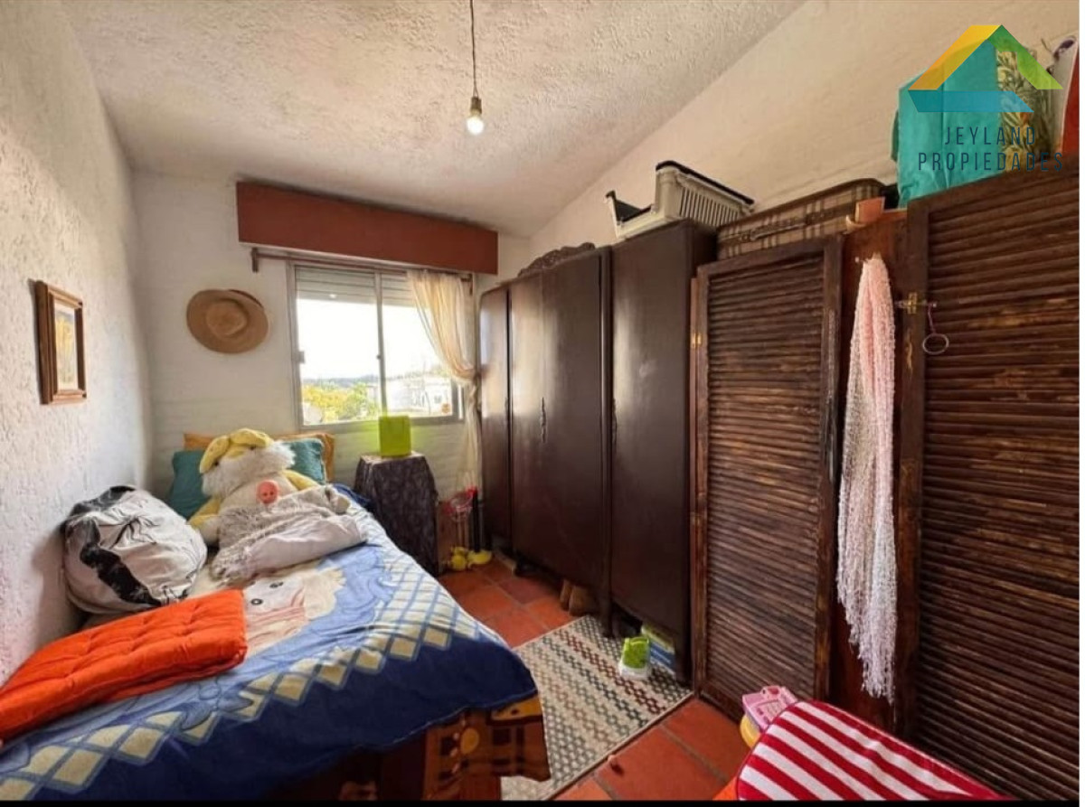 Casa ID.162 - SE VENDE CASA 3 DORMITORIOS EN LAUSANA 