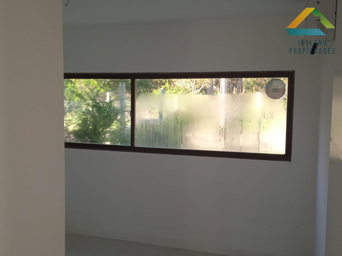 Casa ID.14 - SE VENDE CASA 3 DORMITORIOS EN JARDINES DE CORDOBA