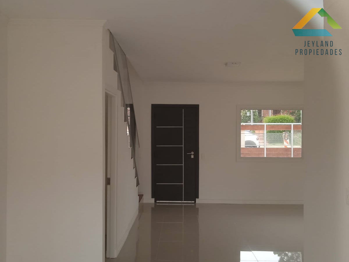 Casa ID.24 - SE VENDE EXCELENTE CASA 3 DORM EN ALTOS DEL PINAR 