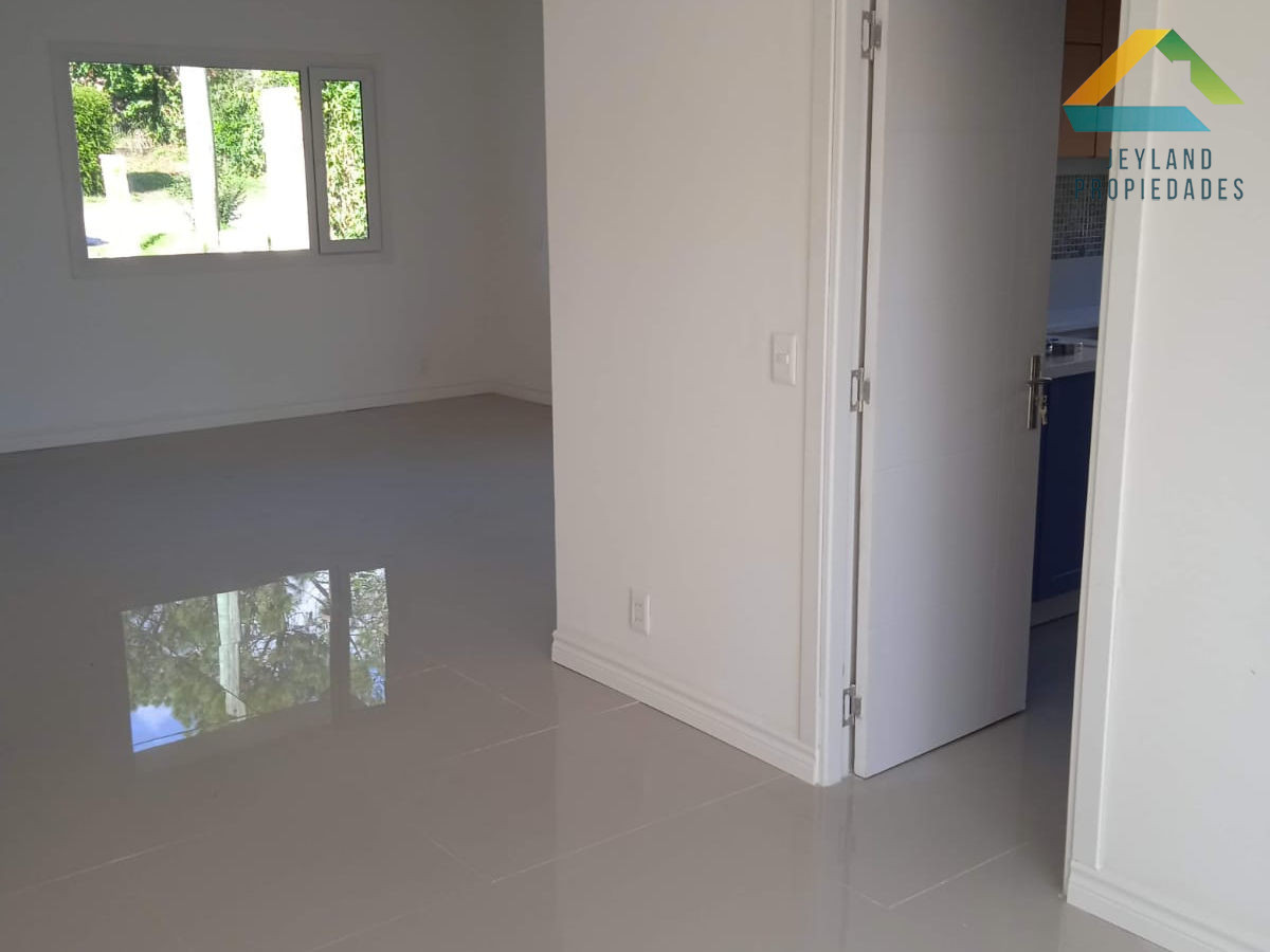 Casa ID.24 - SE VENDE EXCELENTE CASA 3 DORM EN ALTOS DEL PINAR 