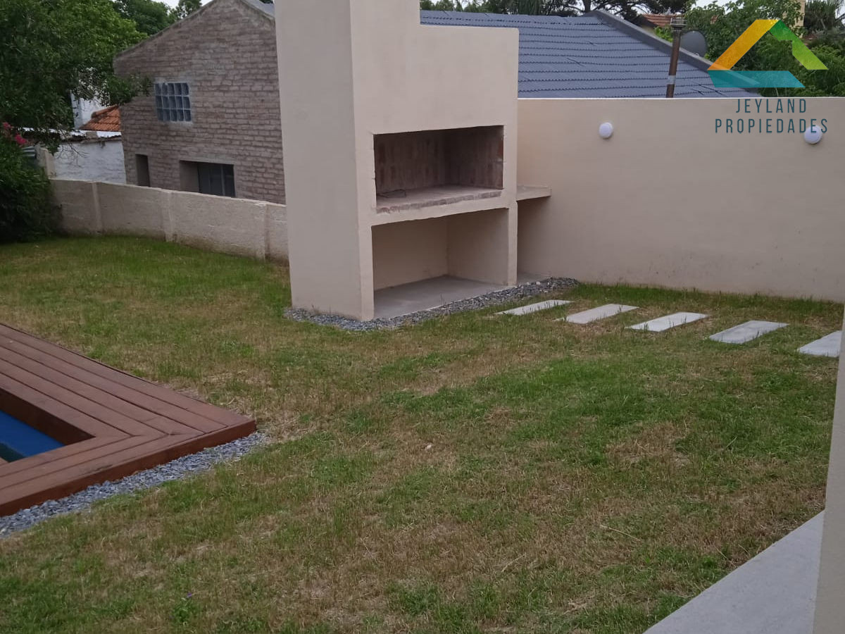 Casa ID.24 - SE VENDE EXCELENTE CASA 3 DORM EN ALTOS DEL PINAR 
