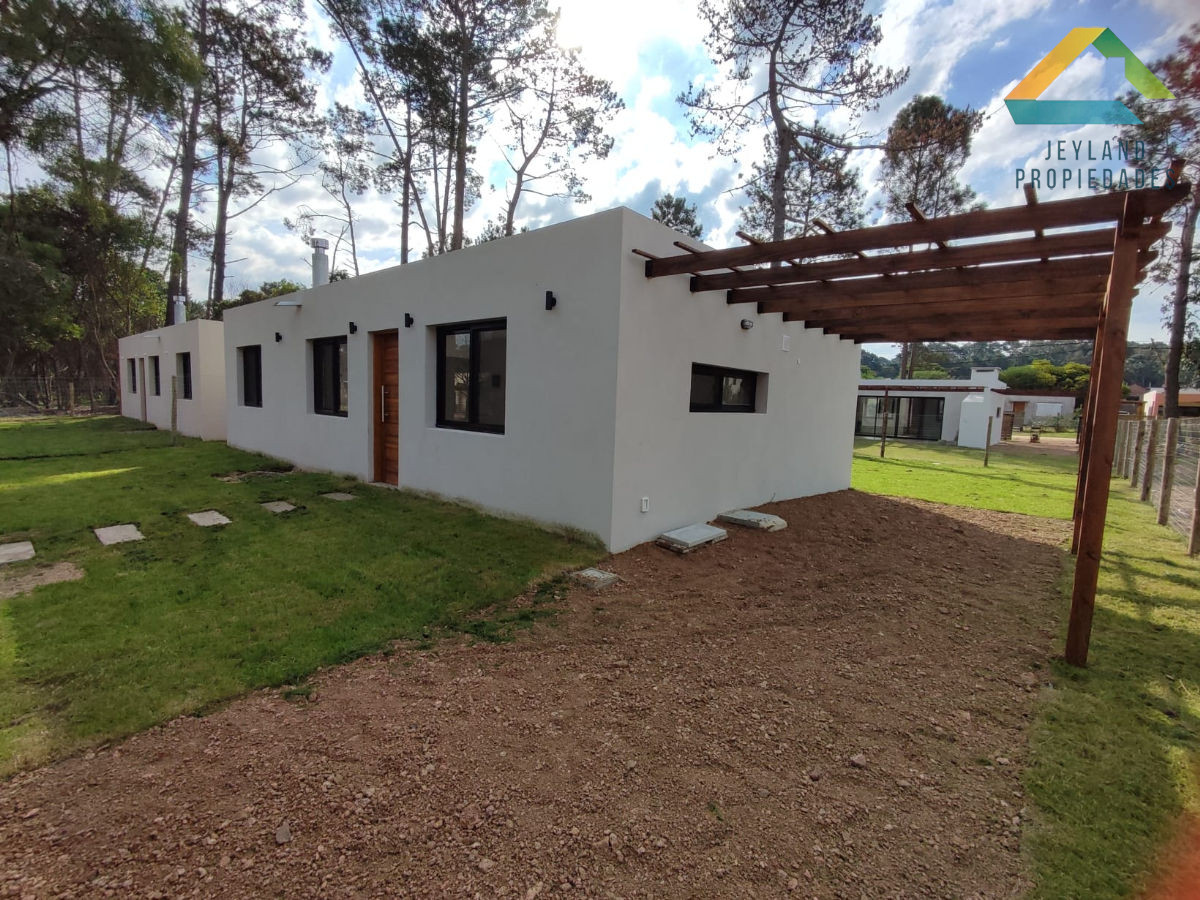 Casa ID.38 - SE VENDE A ESTRENAR CASA 2 DORM EN PARQUE BURNETT