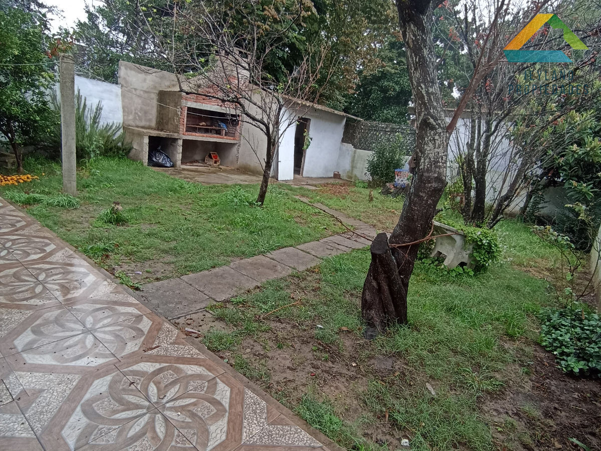 Casa ID.5 - SE VENDE CASA AMPLIA CON OFICINA AL FRENTE CENTRO DE MALDONADO