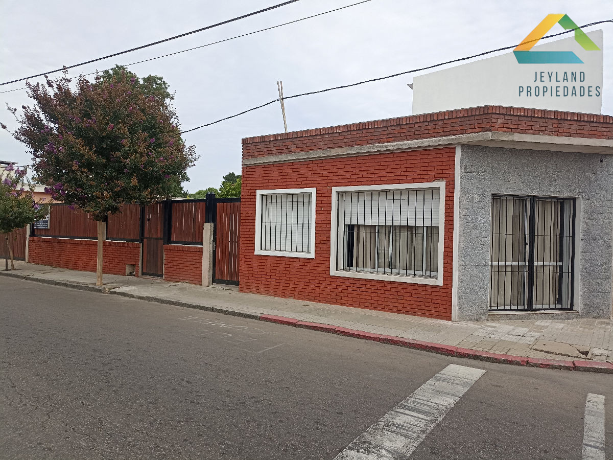 Casa ID.62 - SE VENDE TRES PROPIEDADES EN UN MISMO PADRON CENTRO MALDONADO