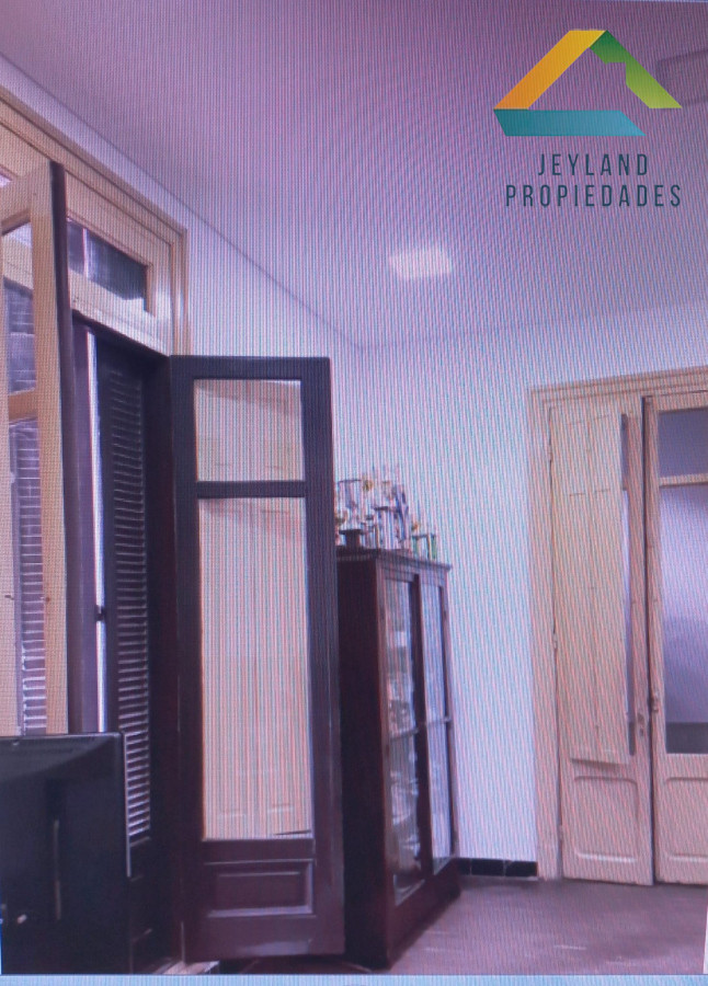 Casa ID.203 - SE ALQUILA CASA EN SAN CARLOS CON  LOCAL COMERCIAL 