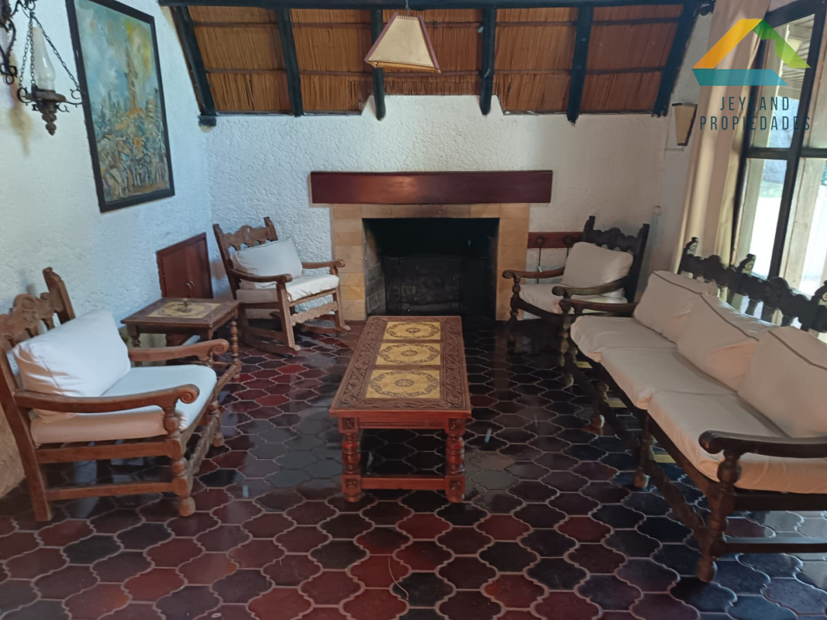 Casa ID.534 - SE ALQUILA CASA DE 3 DORMITORIOS CANTEGRIL 