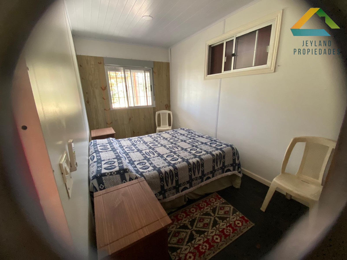 Casa ID.129 - SE VENDE CASA  3 DORMITORIOS EN BALNEARIO LA ESMERALDA