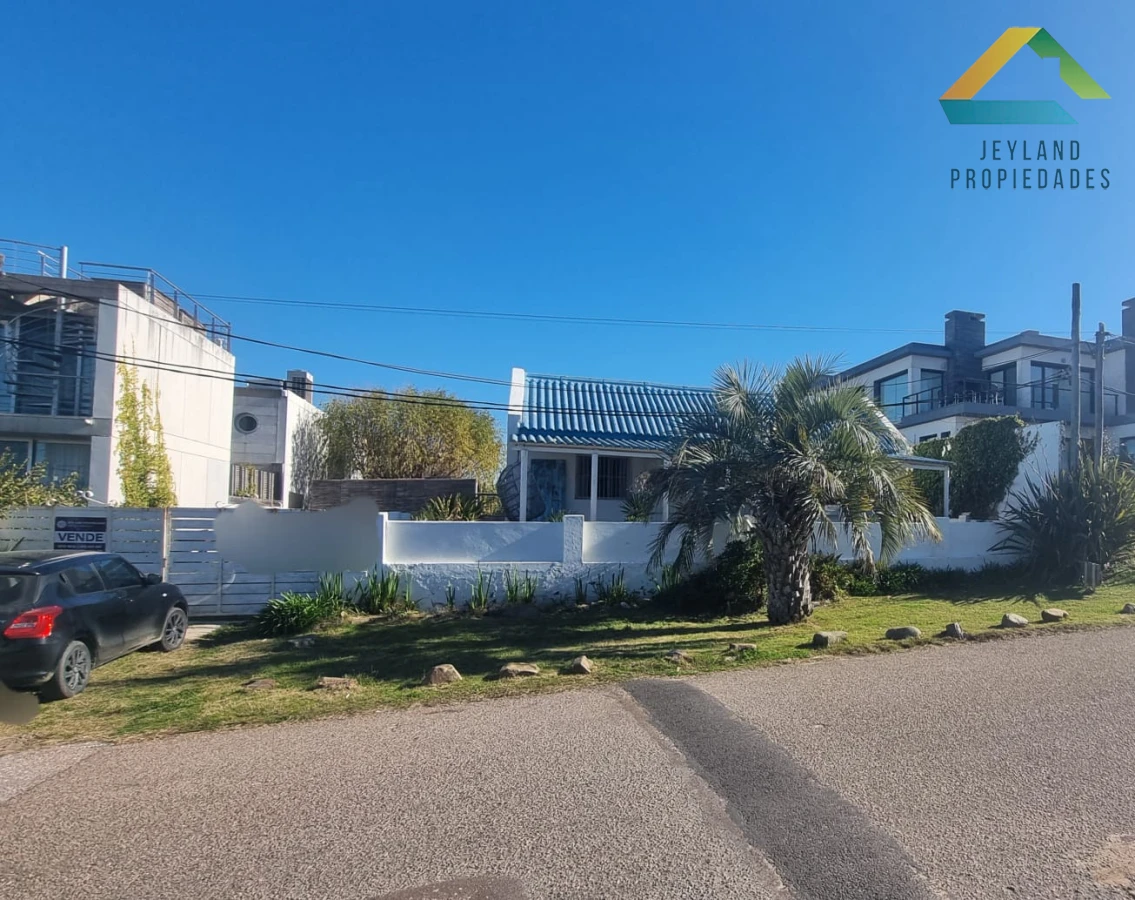 Casa ID.145 - SE VENDE CASA CON 2 DORMITORIOS EN MANANTIALES 