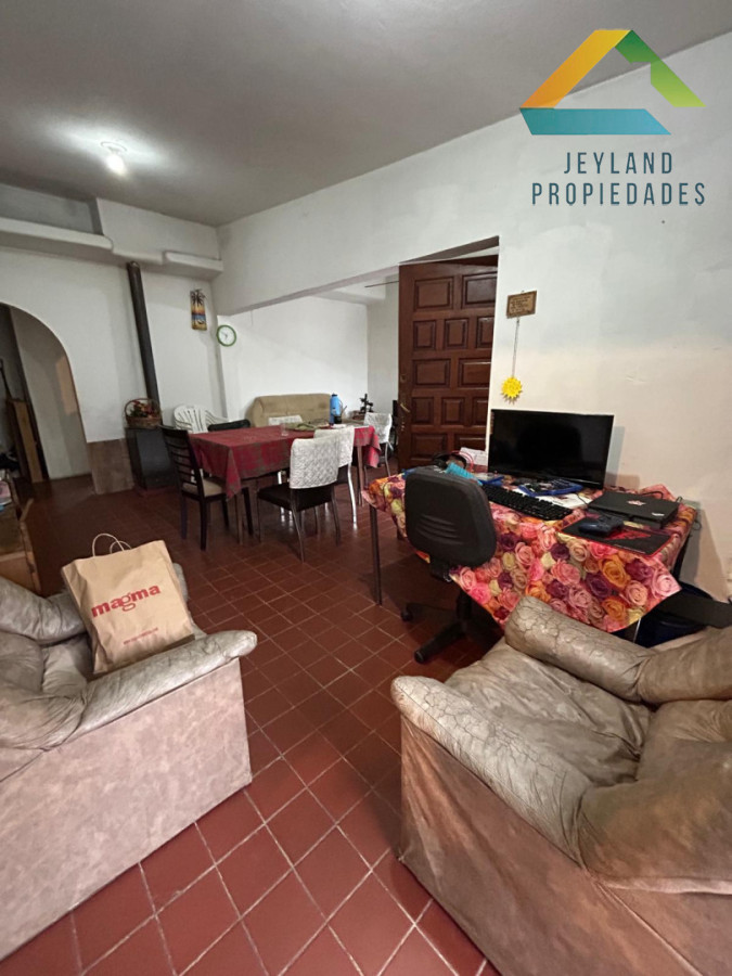 Casa ID.358 - SE VENDE CASA 3 DOR BARRIO SAN ANTONIO 