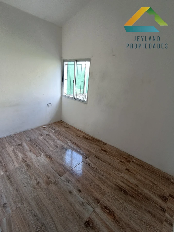 Casa ID.216 - SE VENDEN 3 PROPIEDADES EN UN MISMO PADRON