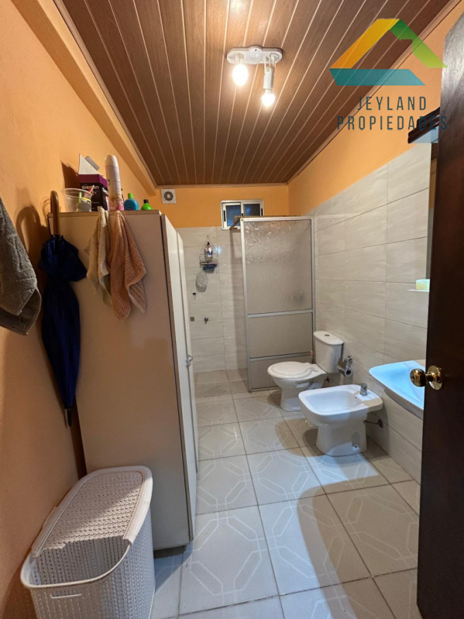 Casa ID.515 - SE VENDE CASA DE 3 DORMITORIOS SAN CARLOS 