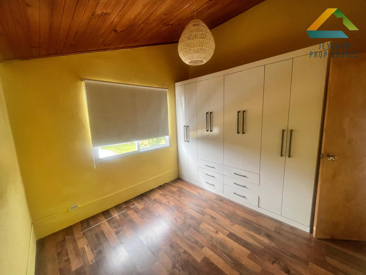 Casa ID.174 - SE VENDE CASA EN BALNEARIO Bs As 3 DORMITORIOS