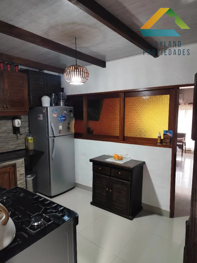 Casa ID.347 - SE VENDEN 2 CASA EN UN MISMO PADRON SAN CARLOS